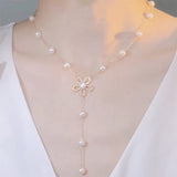 Colier floral cu perle Yvonne