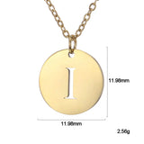 Colier cu inițiale gravate în cerc modern, placat cu aur de 18 karate